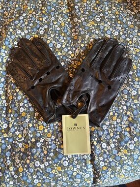 Fownes Men's Black Leather Driving Gloves